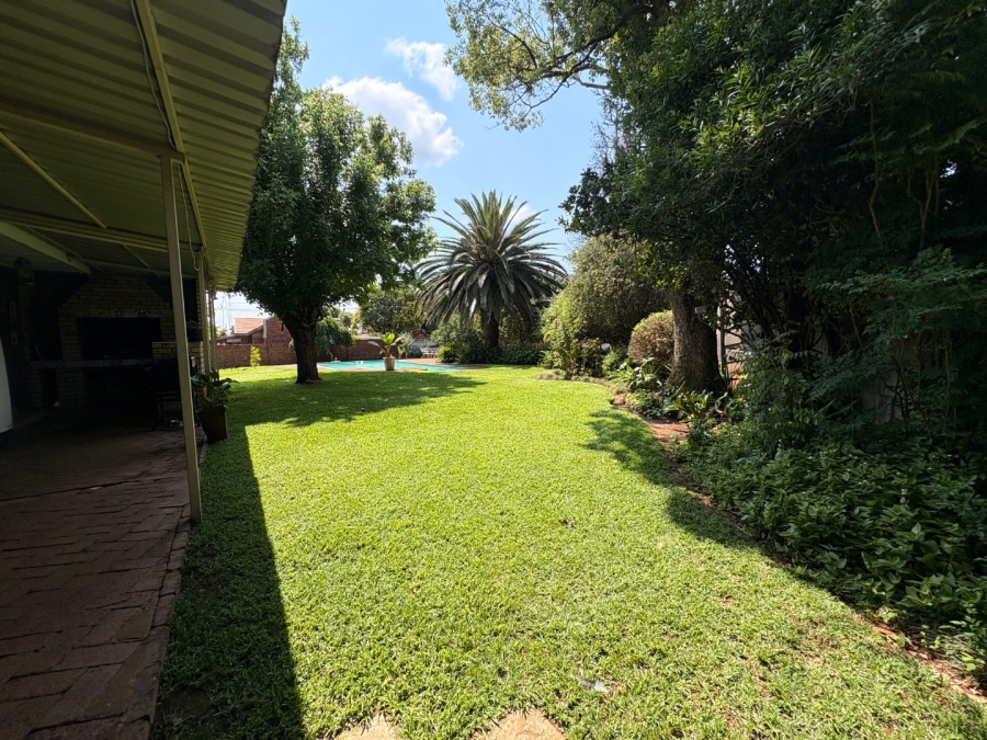3 Bedroom Property for Sale in Flamwood North West